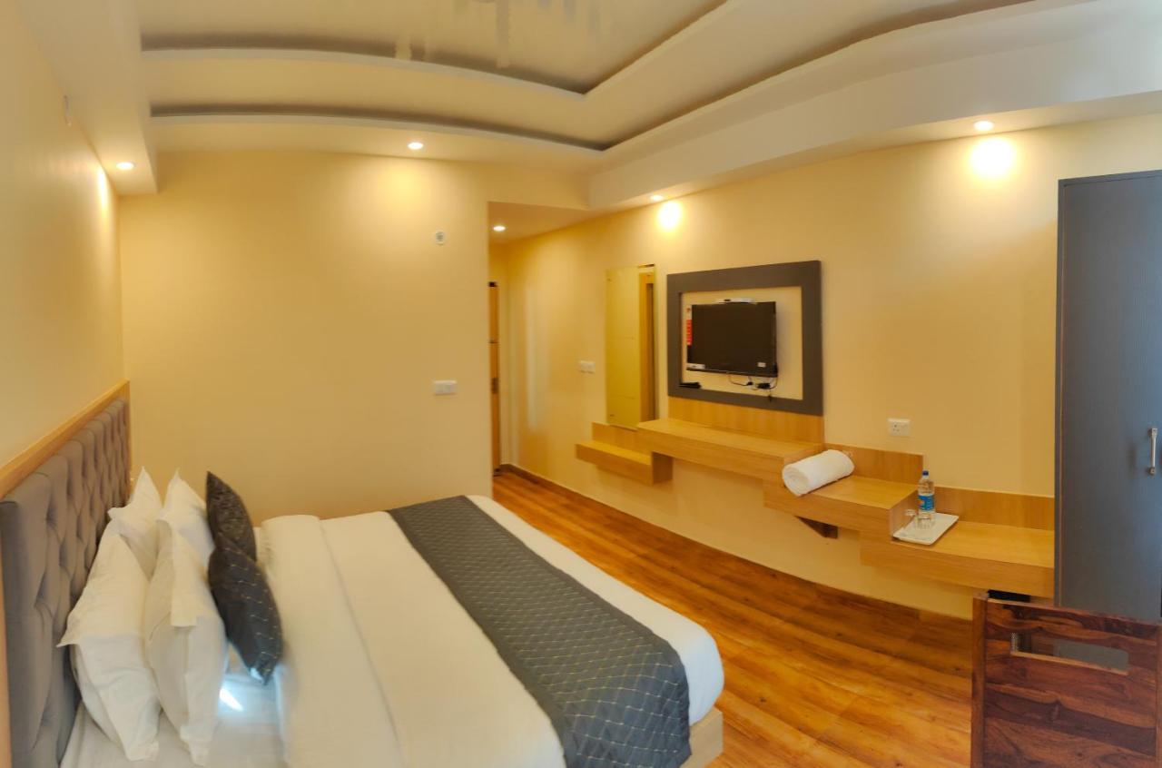 The Fragrance Hotel カトラ エクステリア 写真